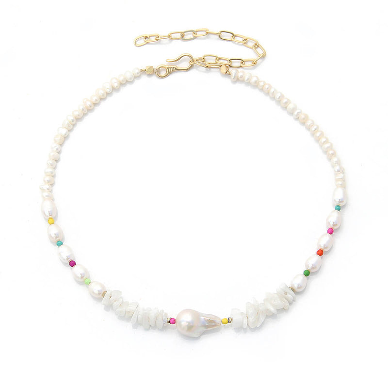 Wild Pearls Choker Necklace with colorful beads